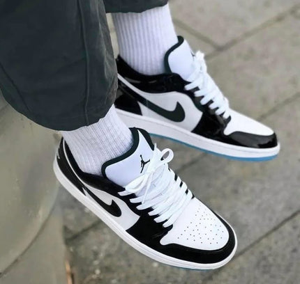 Air Jordan 1 Low Concord