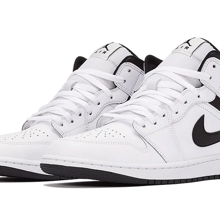 Air Jordan 1 Mid White Black - SneakCenter