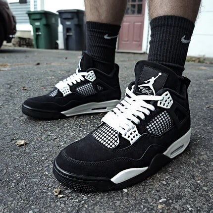 Air Jordan 4 Retro White Thunder