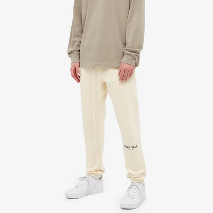 Fear of God Essentials Sweatpants Cream