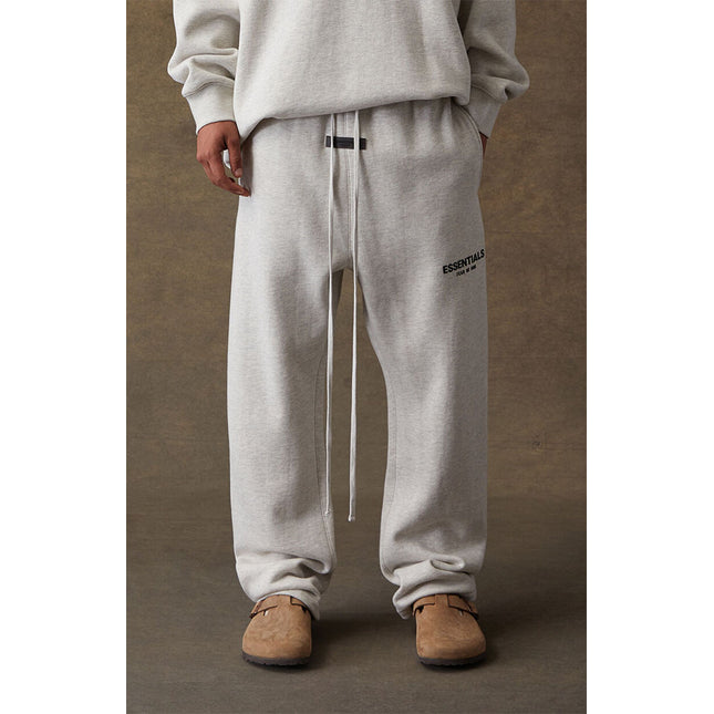 Fear of God Essentials Sweatpants Light Oatmeal Relaxed - SneakCenter