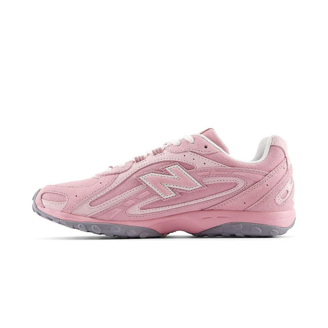 New Balance 204L Pastel Pink