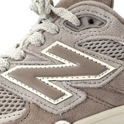 New Balance 9060 Arid Stone Mushroom - SneakCenter