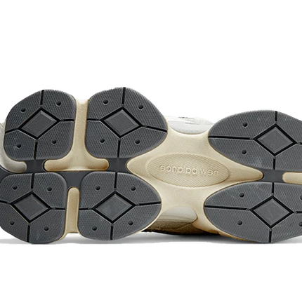 New Balance 9060 Moonbeam Sea Salt - SneakCenter