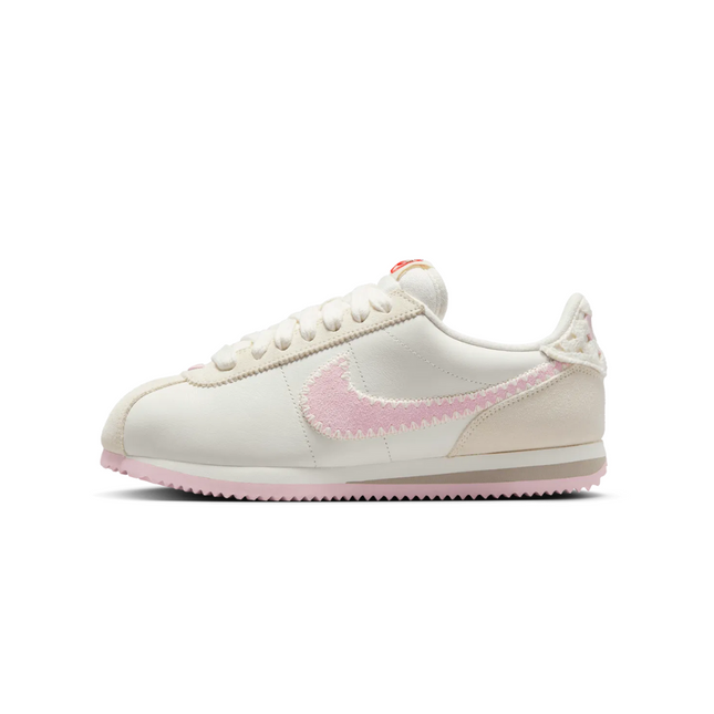 Nike Cortez Valentine's Day - SneakCenter