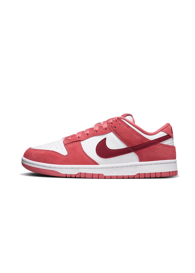 Nike Dunk Low Valentine's Day - SneakCenter