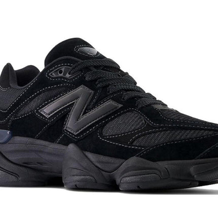New Balance 9060 Triple Black