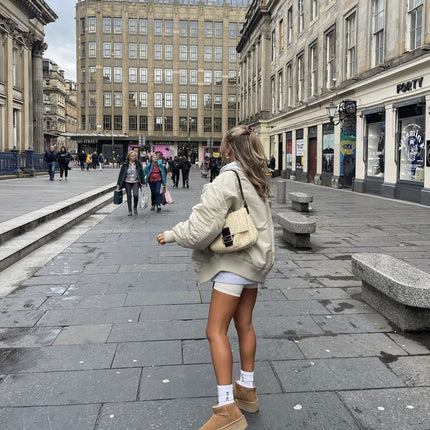 UGG Classic Ultra Mini Platform Chestnut - SneakCenter