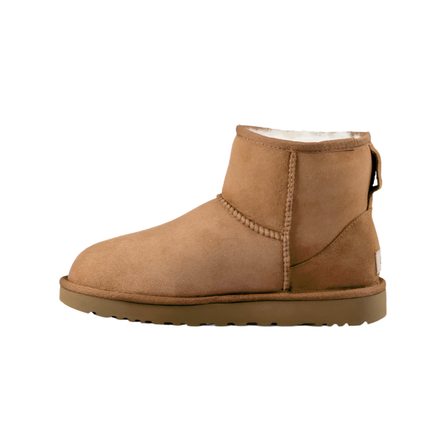UGG Classic Mini II Chestnut - SneakCenter