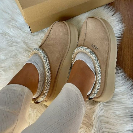 UGG Tazz Slipper Sand - SneakCenter