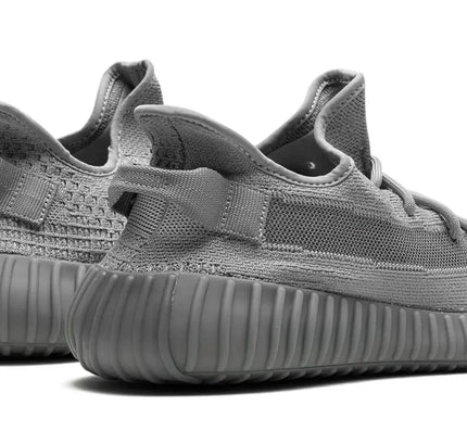 Yeezy Boost 350 V2 Steel Grey - SneakCenter