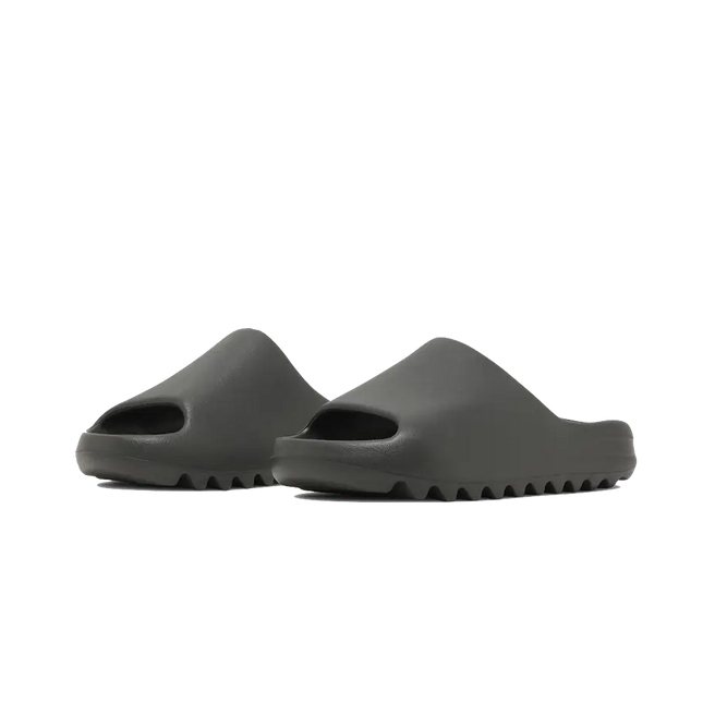 Adidas Yeezy Slide Dark Onyx - SneakCenter