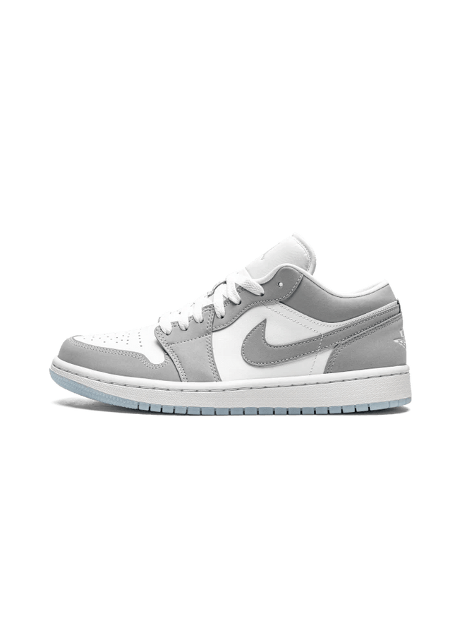 Air Jordan 1 Low Aluminium Wolf Grey (W) - SneakCenter