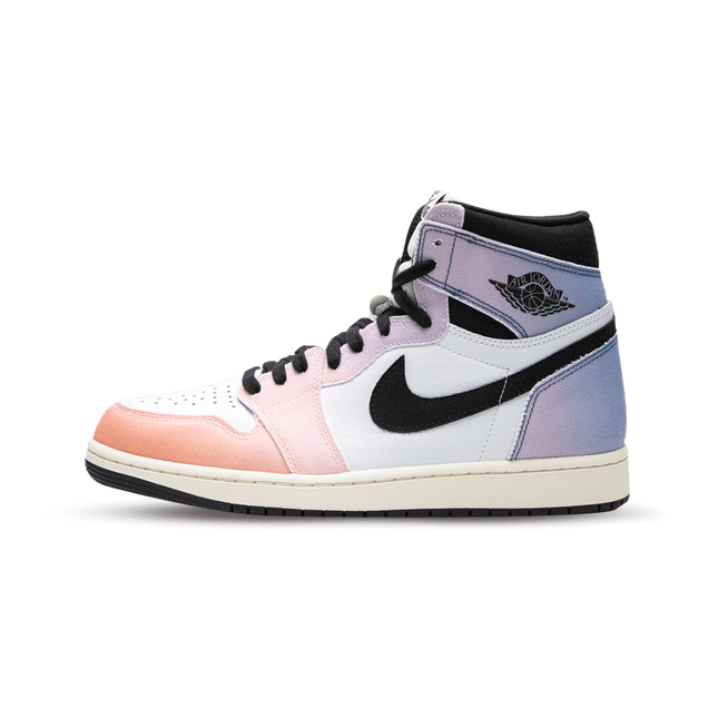 Air Jordan 1 Retro High OG Skyline - SneakCenter