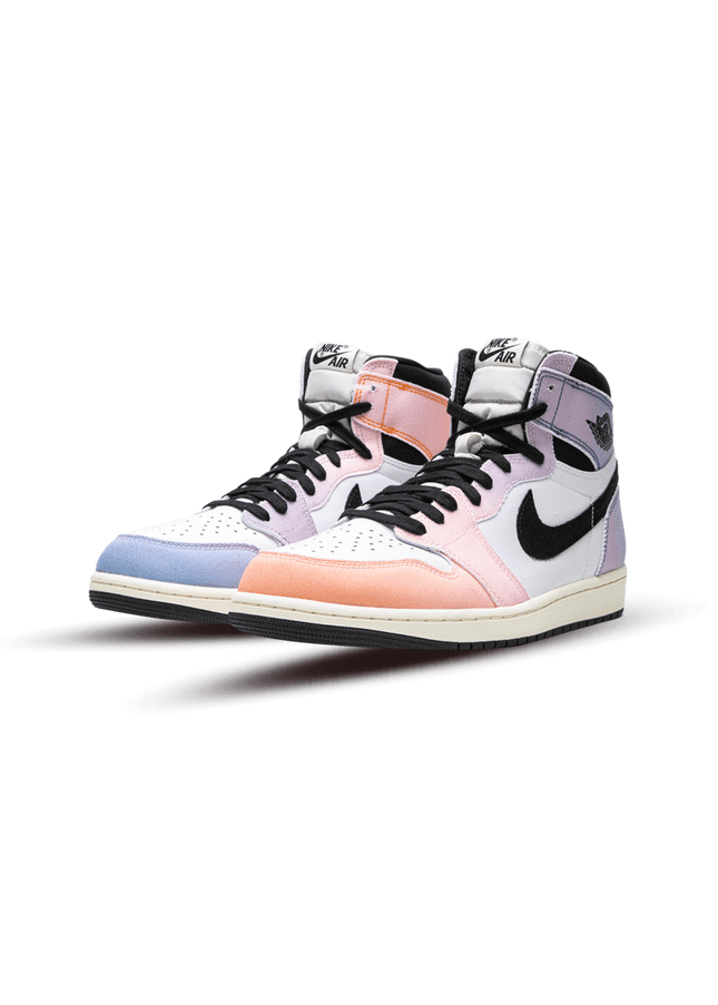 Air Jordan 1 Retro High OG Skyline - SneakCenter