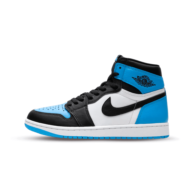 Air Jordan 1 Retro High UNC Toe - SneakCenter