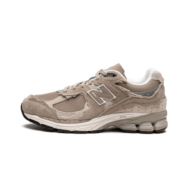 New Balance 2002R Protection Pack Driftwood - SneakCenter
