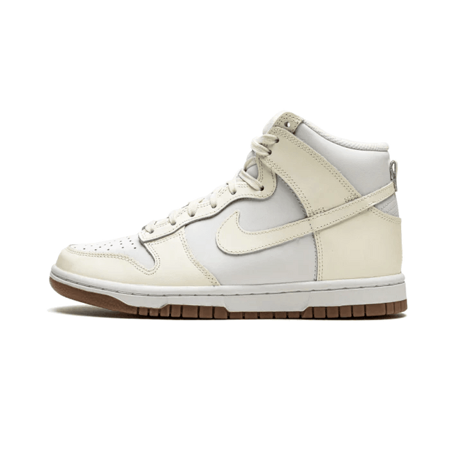 Nike Dunk High Sail Gum (W) - SneakCenter