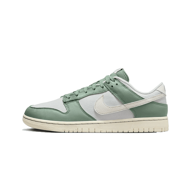 Nike Dunk Low Mica Green - SneakCenter