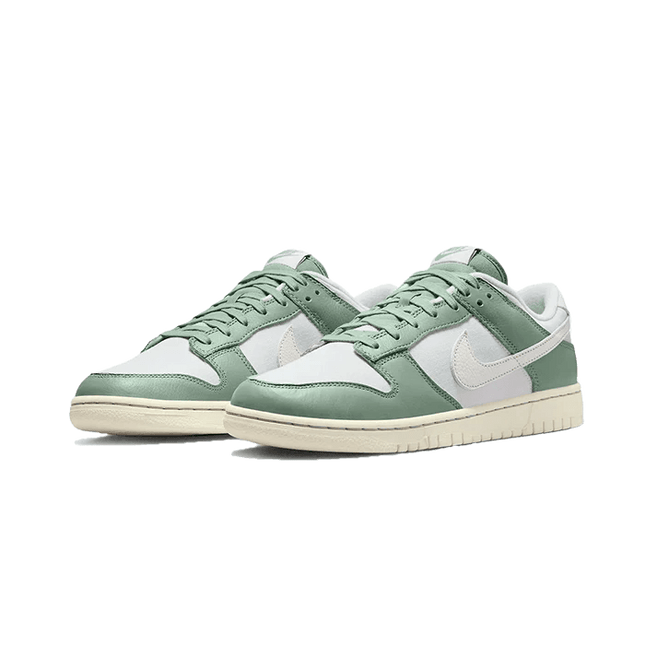 Nike Dunk Low Mica Green - SneakCenter