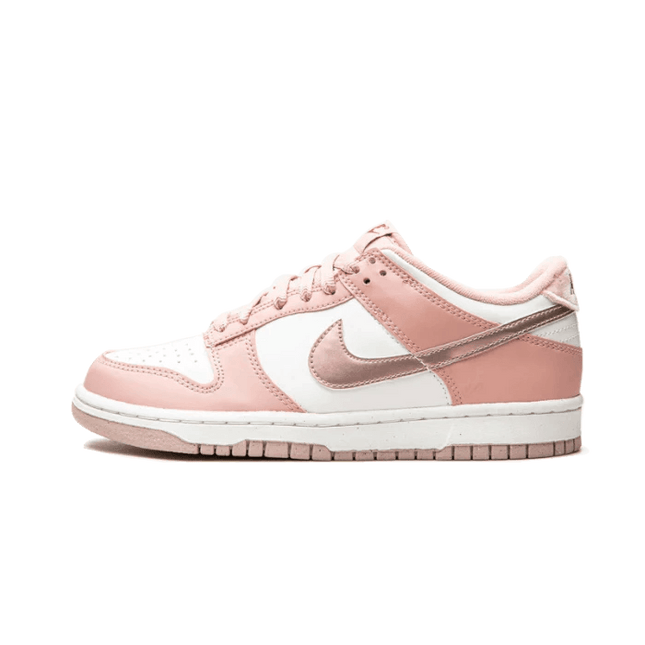 Nike Dunk Low Pink Velvet - SneakCenter