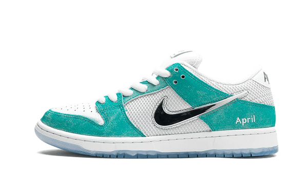 nike-sb-dunk-low-april-