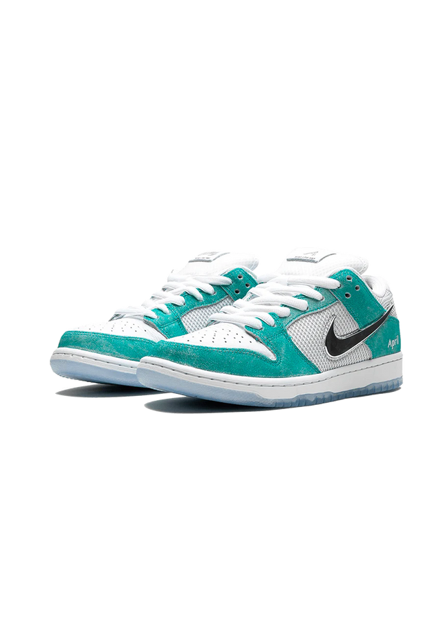 Nike SB Dunk Low April Skateboards - SneakCenter