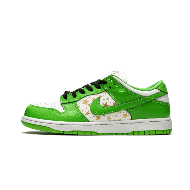 Nike SB Dunk Low Supreme Mean Green - SneakCenter