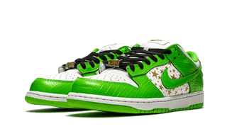 Nike SB Dunk Low Supreme Mean Green - SneakCenter