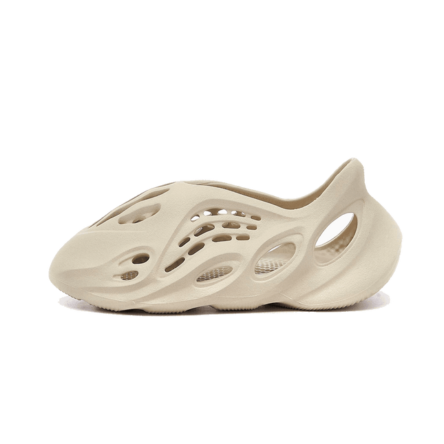 Adidas Yeezy Foam Sand - SneakCenter