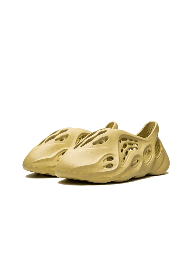 Adidas Yeezy Foam Sulfur - SneakCenter