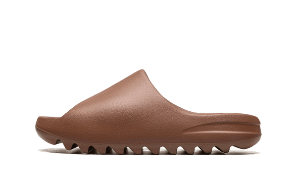 YEEZY SLIDE YEEZY SLIDE