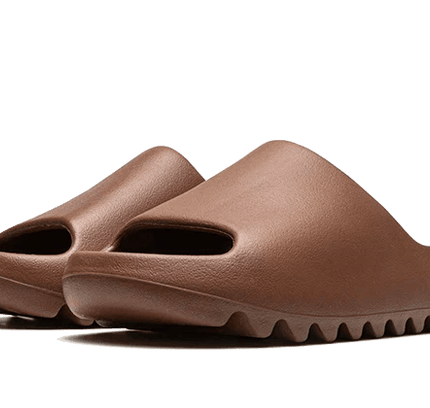 Adidas Yeezy Slide Flax - SneakCenter