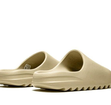 Adidas Yeezy Slide Pure - SneakCenter