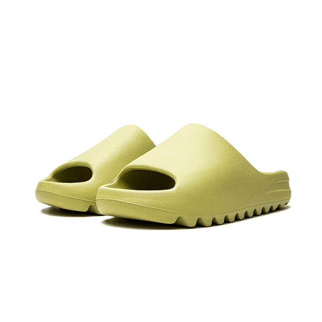 Adidas Yeezy Slide Resin - SneakCenter