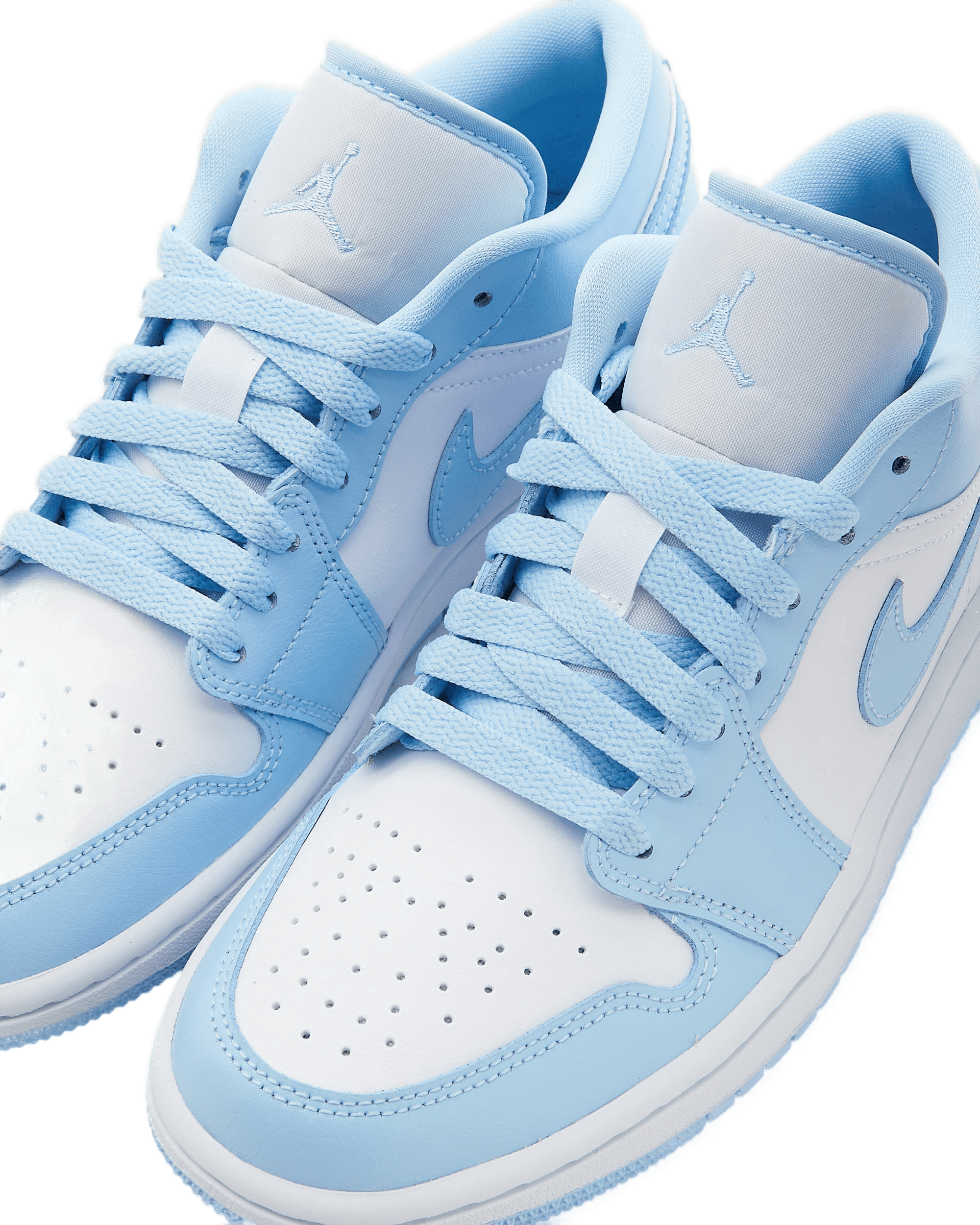Blue jordan low tops sales