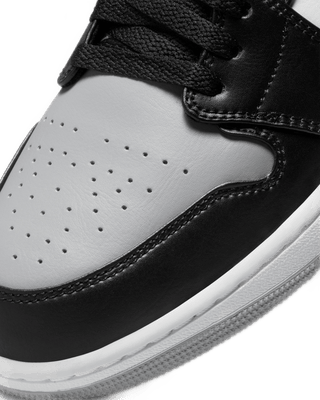 Air Jordan 1 Low Shadow Toe - SneakCenter