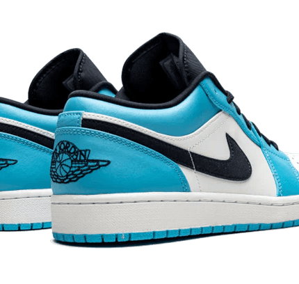 Air Jordan 1 Low UNC (2021) - SneakCenter