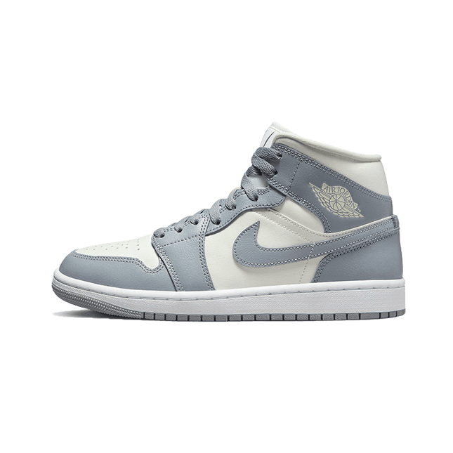 Air Jordan 1 Mid Stealth - SneakCenter