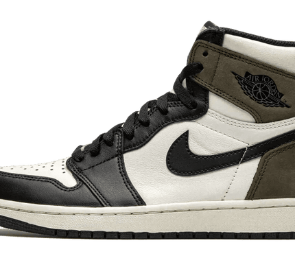 Air Jordan 1 Retro High Dark Mocha - SneakCenter
