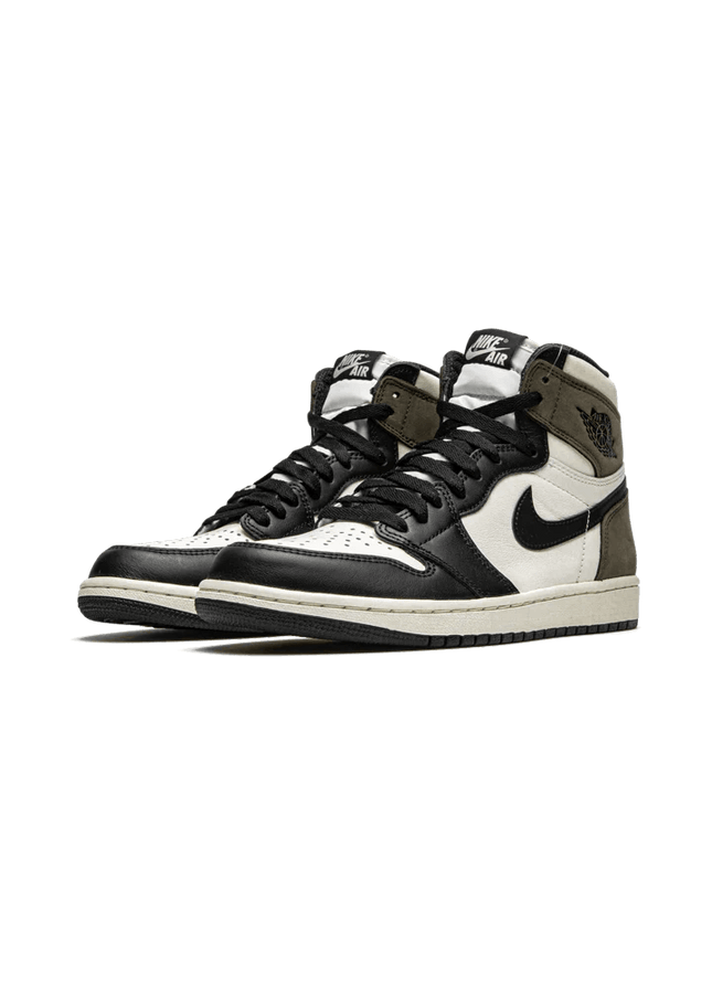 Air Jordan 1 Retro High Dark Mocha - SneakCenter