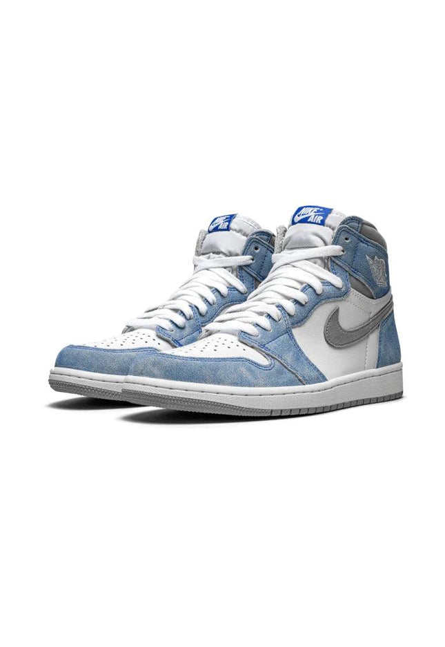 Air Jordan 1 Retro High OG Hyper Royal - SneakCenter