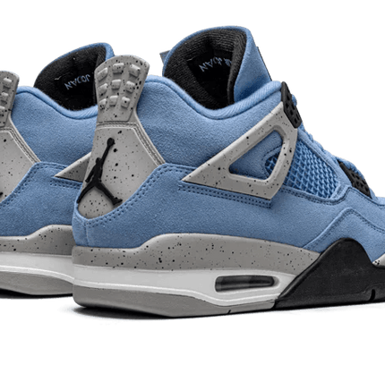 Air Jordan 4 Retro UNC - SneakCenter