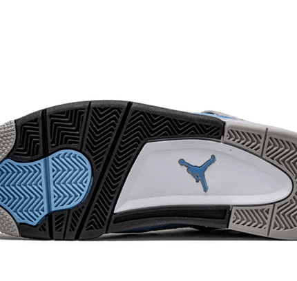 Air Jordan 4 Retro UNC - SneakCenter