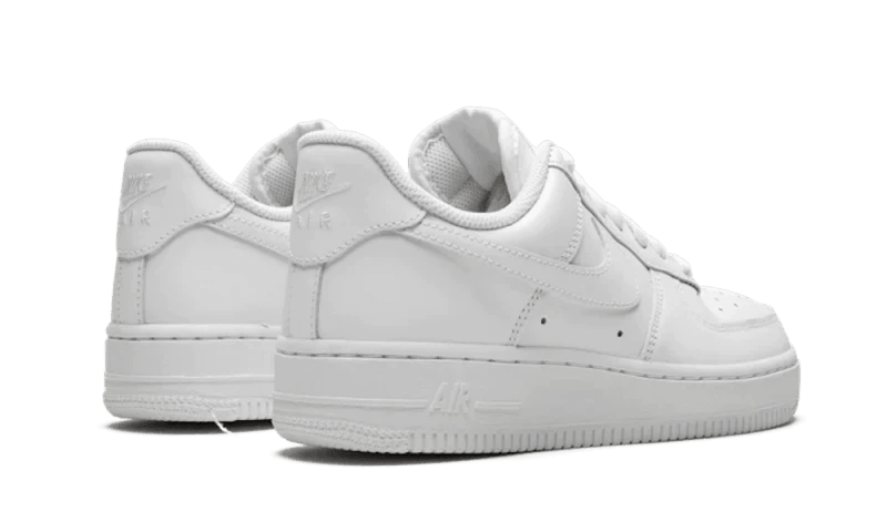Nike Air Force 1 Low 07 Triple White SneakCenter