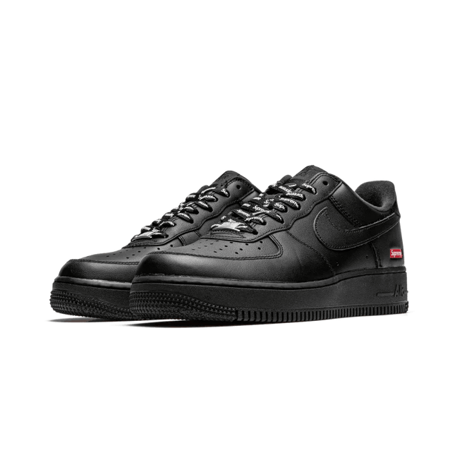 Nike Air Force 1 Low Black Supreme - SneakCenter