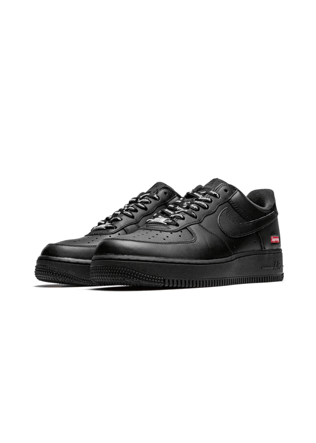 Nike Air Force 1 Low Black Supreme - SneakCenter