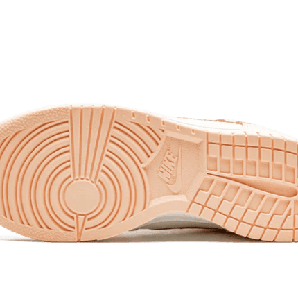 Nike Dunk High Crimson Tint - SneakCenter