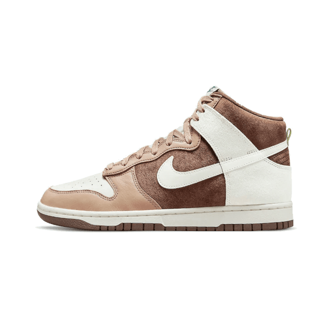 Nike Dunk High Light Chocolate - SneakCenter