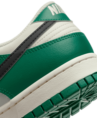 Nike Dunk Low Lottery Malachite Green - SneakCenter